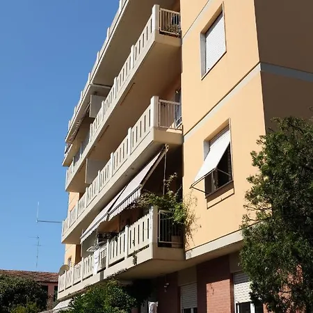 Apartment Casa Marina Giardino Delle Rose *
