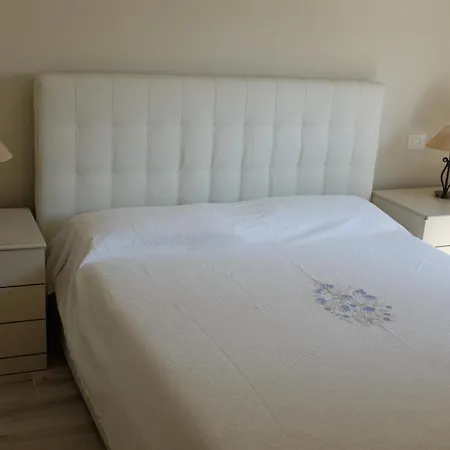 Apartment Casa Marina Giardino Delle Rose