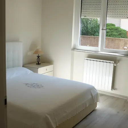 Casa Marina Giardino Delle Rose Apartment *