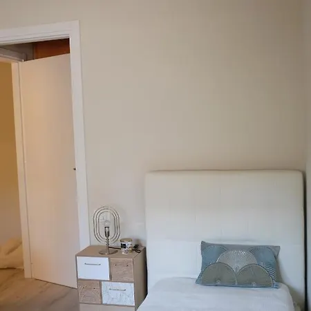 Casa Marina Giardino Delle Rose * Marina Di Carrara